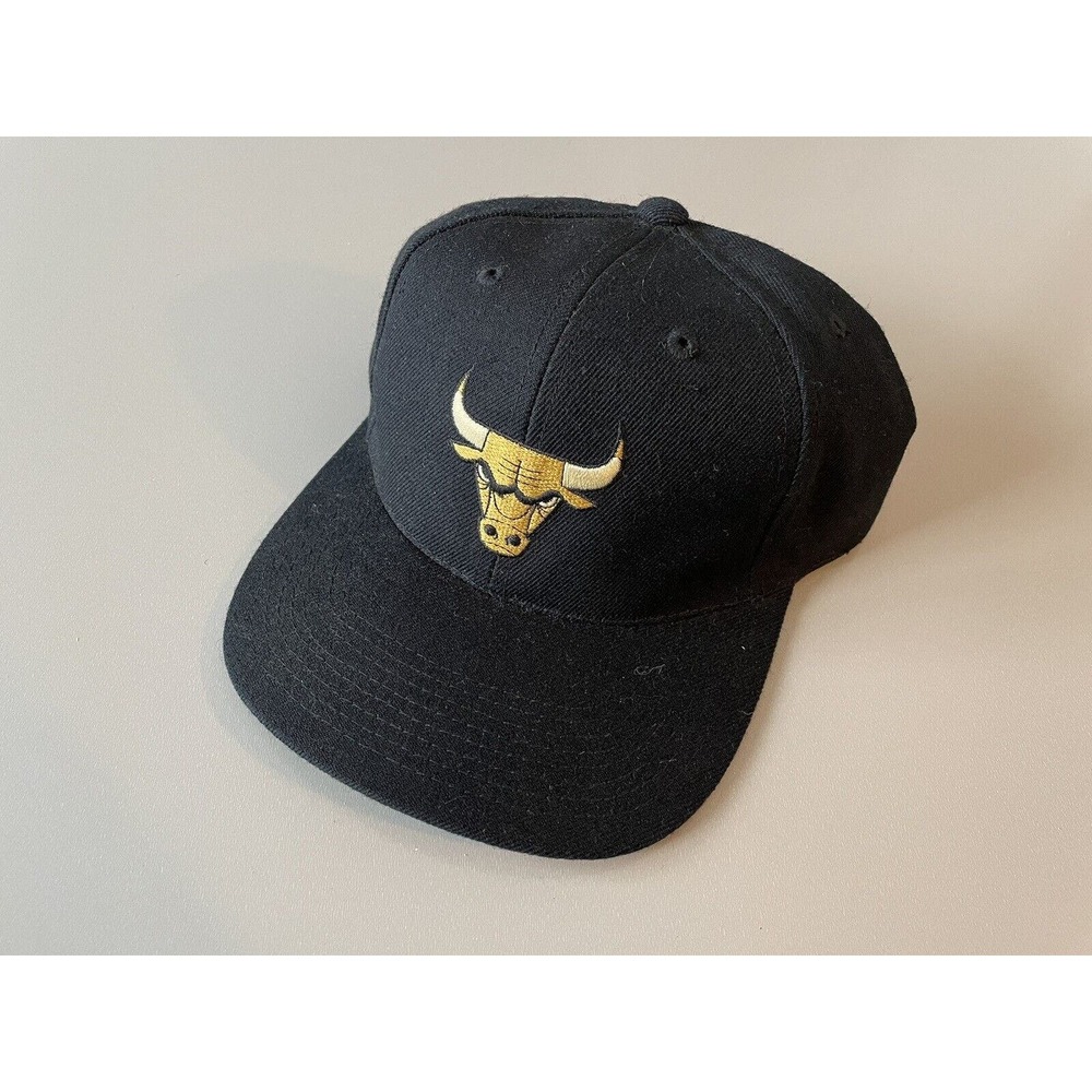 Chicago Bulls Hat Snapback Cap Kick 10 Promo Gold Logo Chicago Tribune Giveaway